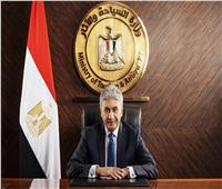 شريف فتحي يتابع أحوال حجاج السياحة ويطمئن على جاهزية تصعيدهم لعرفات 