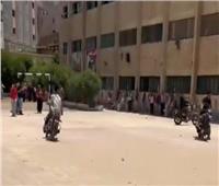 قرارات هامة من محافظ القليوبية في واقعة سباق الموتوسيكلات بين الطلاب داخل مدرسة