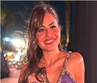 منة فضالي تخطف الأنظار بإطلالتها في حفل زفاف نجل إدوارد | شاهد