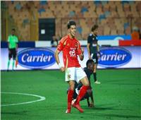 إعلامي: الأهلي يؤجل تعديل عقد إمام عاشور لما بعد كأس العالم