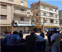 النيابة الإدارية تعاين عقار مطوبس المنهار| صور