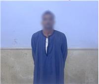 فضحه مقطع فيديو.. «متحرش الموقف» في قبضة الأمن