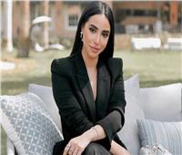 آية سماحة تنتقد ازدواجية المعايير في تبرير العنف