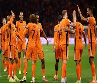 منتخب هولندا يواجه أوزبكستان وديًا استعدادًا للمونديال