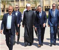 رئيس جامعة العريش يستقبل مفتي الجمهورية في ندوة لتعزيز الوعي وترسيخ الفكر الوسطي