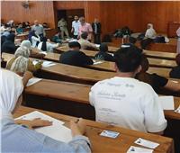 إلغاء امتحان 22 طالبًا بكلية الألسن بجامعة كفر الشيخ للشروع في الغش