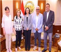 وزيرة التضامن الاجتماعي تستقبل وفد مهرجان أسوان الدولي لأفلام المرأة  