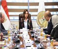 منال عوض تتابع الموقف التنفيذي لمشروع «مصرف كيتشنر» مكون المخلفات الصلبة بـ3 محافظات