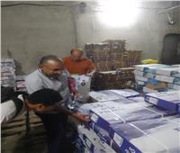 ضبط 1200 كجم شحم سيارات وسلع منتهية خلال حملات تموينية بالغربية