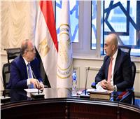 وزير التربية والتعليم يبحث مع رئيس هيئة الدواء المصرية تعزيز سبل التعاون