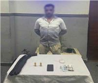 الداخلية تكشف حقيقة بلاغ سيدة ضد زوجها في البساتين وتضبطه وبحوزته مخدر الآيس وسلاح خرطوش
