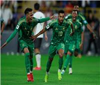 منتخب السعودية يعتمد أرقام لاعبيه في كأس العالم