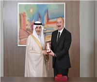 رئيس أذربيجان يمنح مجموعة البنك الإسلامي للتنمية وسام «الصداقة» 