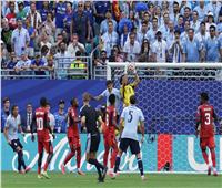 كأس العالم | أورجواي يقلب الطاولة على الرأس الأخضر في الشوط الأول