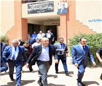 وزيرالتعليم ومحافظ سوهاج يتفقدان مدرسة واقعة أعمال شغب 