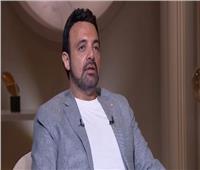 عمرو محمود ياسين: وفاة ممدوح عبدالعليم قلب حسابات "ليالي الحلمية 6"