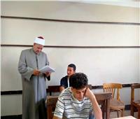 رئيس القليوبية الأزهرية يتابع امتحان الفقه بلجنتي طوخ 