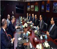 عوض: نعمل على مواكبة الأنشطة التكنولوجية المستحدثة وتقنين أوضاعها