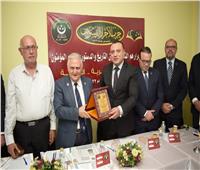 وفد التنسيقية يلتقي قيادات حزب الأحرار الدستوريين في سلسلة لقاءاته الميدانية