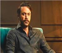  محمد إمام يستعد لأول ظهور مسرحي في «برنس العالم» بـ الرياض