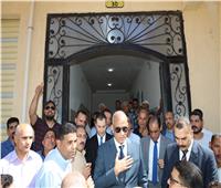 محافظ كفر الشيخ يُسلّم وحدات المرحلة الثالثة بمشروع «تحيا مصر» للمستحقين