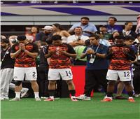 صور.. منتخب مصر يخوض عمليات الإحماء قبل مواجهة أستراليا 