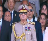 الرئيس السيسي يسلم علم القوات المسلحة لرفعه على مقر القيادة الاستيراتيجية