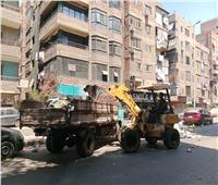 محافظ الجيزة يتابع مستوى النظافة بالوراق وإمبابة