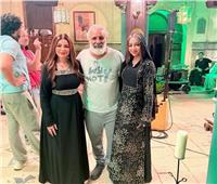 إلهام شاهين تنتهي من تصوير "الحافي" وتنشر صور من الكواليس