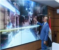 من غرفة الأزمات.. محافظ الإسكندرية يتابع تداعيات انهيار عقار الجمرك