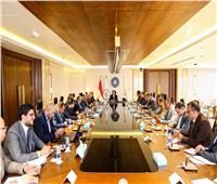 وزير التخطيط يبحث مستجدات تطبيق "موازنة البرامج والأداء"