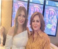 إلهام شاهين تدعم ليلى علوي في العرض الخاص لـ «ابن مين فيهم؟»