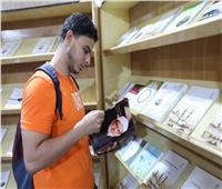 إقبال لافت على كتاب «جهود الإمام الطيب في مكافحة التطرف»