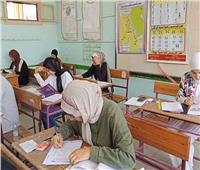 طوارئ طبية وضبطيات إلكترونية.. كواليس امتحاني «الفيزياء والتاريخ» بالمنيا