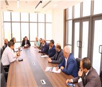 محافظ دمياط يناقش تأمين تغذية شبكات الغاز من خلال إنشاء محطة جديدة