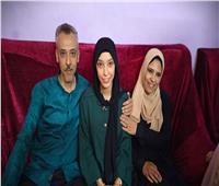الطالبة رحمة الأولى على الدبلومات الصناعية بالاسكندرية تحلم بـ«الفنون الجميلة»  
