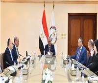 الإنتاج الحربي وIntel العالمية يبحثان شراكة استراتيجية لتوطين الذكاء الاصطناعي
