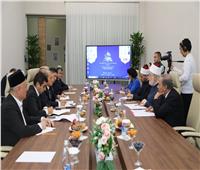 الضويني يلتقي مستشار رئيس جمهورية أوزبكستان للشؤون الدينية لبحث تعزيز التعاون