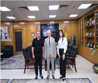 رئيس جامعة المنيا يلتقي رئيس مجلس أمناء جامعة اللوتس لبحث تعزيز التعاون الأكاديمي