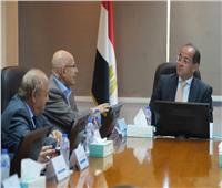 رئيس جمعية المصدرين يشيد بجهود الإصلاح الضريبي والجمركي