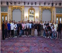 بحضور الجهاز الفني واللاعبين.. رجل الأعمال يوسف منصور يكرم منتخب مصر 