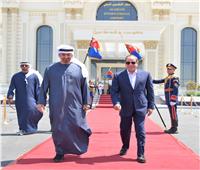 الرئيس السيسي يودع رئيس الإمارات في ختام زيارته الأخوية لمصر