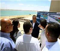 مدبولي يتفقد مشروع M8 by the Lake المطل على البحيرات الجنوبية بالعلمين الجديدة 