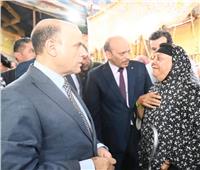 محافظ الغربية: استمع لكل طلبات المواطنين بجولاتنا في الشارع