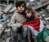 «أنقذوا الأطفال»: أطفال غزة يواجهون أوضاعًا إنسانية كارثية مع استمرار الحرب والحصار