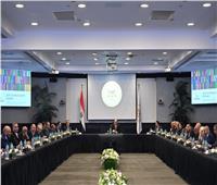 وزير الاستثمار يلتقي مجموعة موانئ دبي المجالس التصديرية لبحث الشراكة