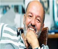 كيف أحدث محمد خان ثورة في صناعة السينما والدراما المصرية؟