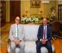 مدير أمن الإسكندرية الجديد يستقبل المحافظ لتقديم التهنئة