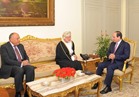 السيسي: مصر حريصة على تطوير التعاون الثنائي مع عُمان في مختلف المجالات