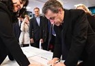 الرئيس الفرنسي الأسبق "ساركوزي" يدلي بصوته في الانتخابات الرئاسية.. فيديو 